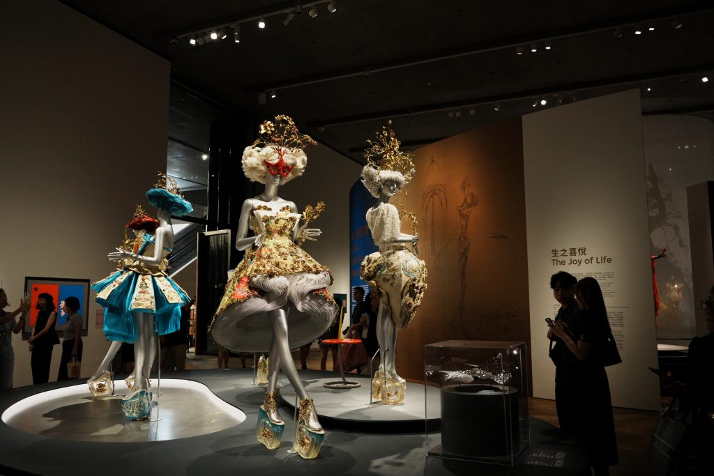 Guo Pei’s haute couture exhibition debuts in East Asia at M+ – The ...